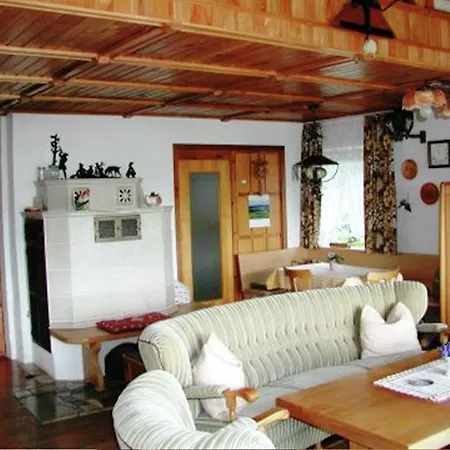 Holiday home Cozy Pet Friendly In T Nnesberg Tannesberg